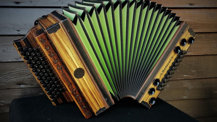 Steirische Harmonika kaufen – Klangvolle Tradition erleben